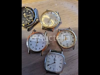 5 horloges - afbeelding 1 van  1