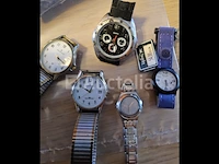 5 horloges - afbeelding 1 van  1