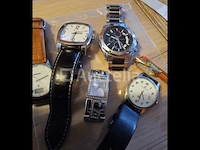 5 horloges - afbeelding 1 van  1