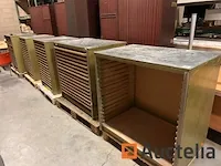 5 houten kasten met schuifpaneel - afbeelding 1 van  6