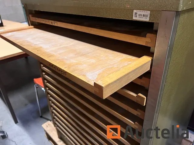 5 houten kasten met schuifpaneel - afbeelding 6 van  6