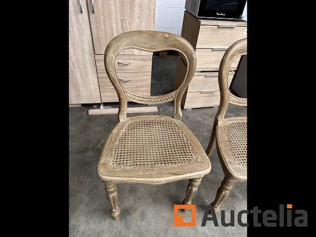 5 houten stoelen - afbeelding 1 van  4