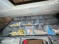 5 koffers met inhoud - afbeelding 4 van  4