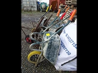 5 kruiwagens - afbeelding 4 van  4