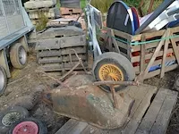 5 kruiwagens - afbeelding 7 van  7