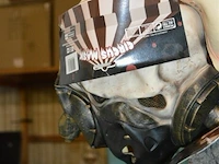 5 maskers - afbeelding 5 van  5