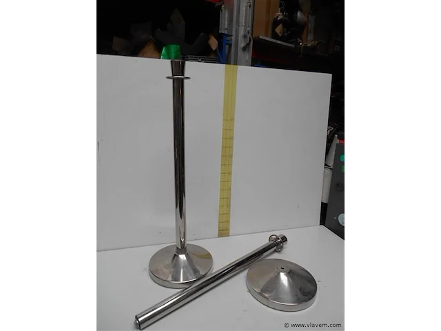5 metalen afzetpalen h88 diameter voet 34 ged - afbeelding 1 van  2