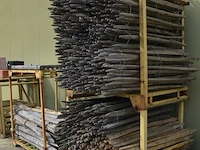 5 metalen pallet boxen gele kleur, 4 metalen palletboxen - afbeelding 6 van  6