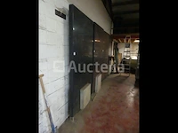 5 metalen panelen voor buitendisplays - afbeelding 5 van  5