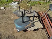 5 metalen parasolvoeten - afbeelding 1 van  4