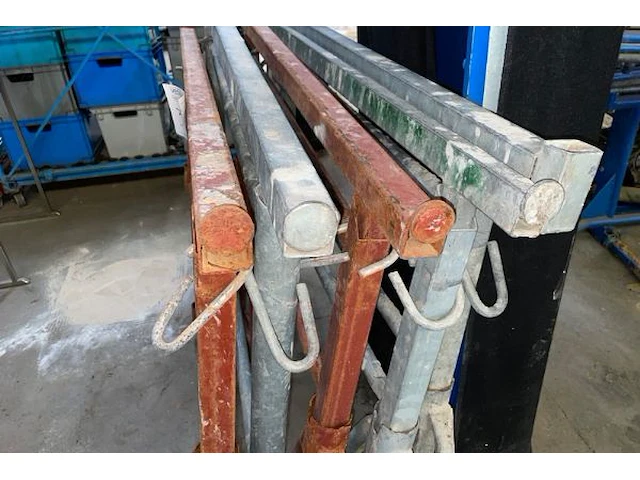 5 metalen schragen - afbeelding 2 van  4