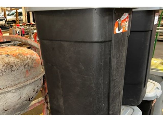 5 mobiele afvalcontainers - afbeelding 2 van  3