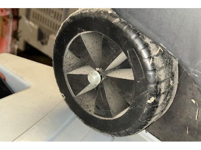 5 mobiele afvalcontainers - afbeelding 3 van  3