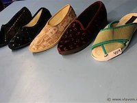 5 paar pantoffels belgische en italiaanse kwaliteit voor vrouwen maat ; 38 merk boco ,francesca, koyuk en homes - afbeelding 1 van  1