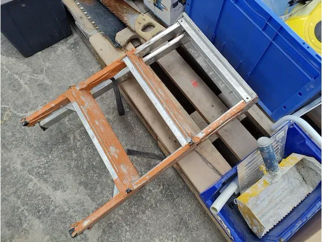 5 paletten divers aannemers materiaal - afbeelding 8 van  11