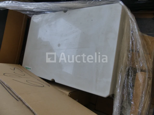 5 pallets met elektrische apparatuur - afbeelding 23 van  23