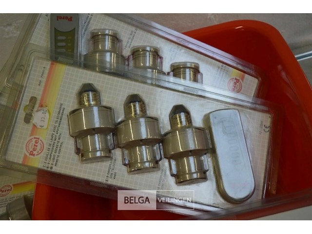 ±5 perel lamphouder met afstandbediening - afbeelding 3 van  4