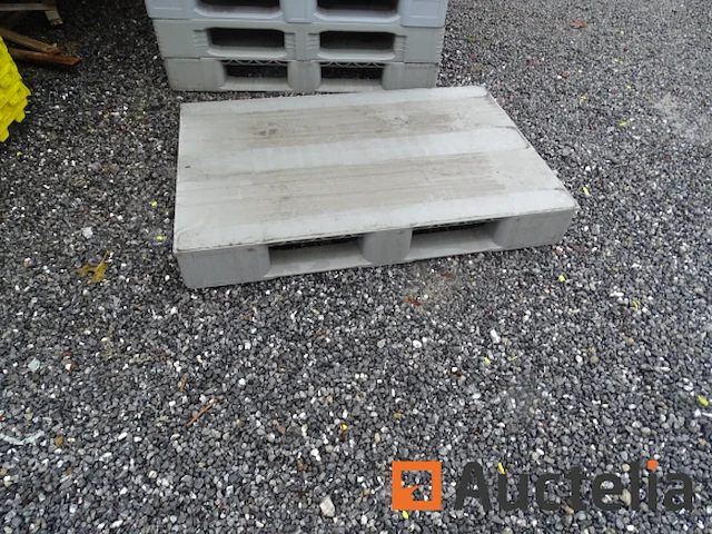 5 pvc pallets - afbeelding 2 van  4