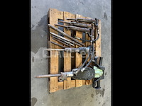 5 rotsbrekers 5 kettingen - afbeelding 1 van  1