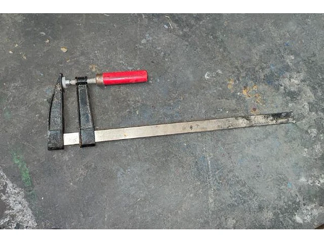 5 spanschroeven en gereedschap - afbeelding 4 van  4