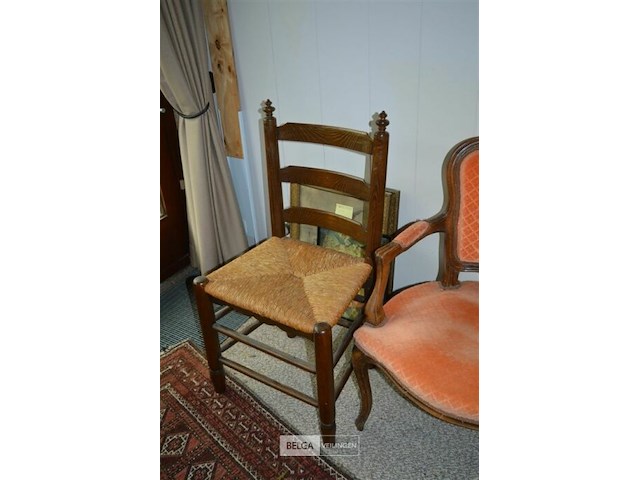 5 stoelen en ronde tafel - afbeelding 4 van  4