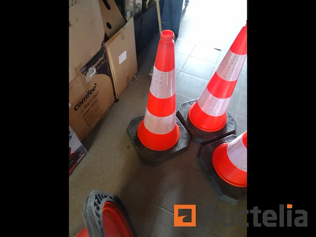 5 street solutions retroreflecterende zware pvc bouwkegels - afbeelding 6 van  6