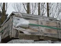 5 stuks donkergrijze granieten zwembadboord 70x88x5/3cm - afbeelding 3 van  4