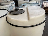 5 tanks en 8 beschermwanden - afbeelding 2 van  6