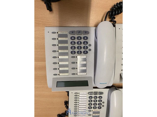 5 telefoontoestellen - afbeelding 2 van  3