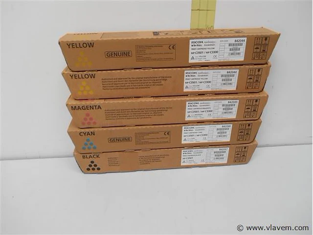 5 toners rico 2x 842044/842045/84046/84047 - afbeelding 1 van  1