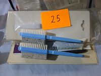 5 transparante reistoilettas + nagelvijlen e.a. - afbeelding 2 van  5