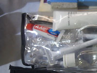 5 transparante reistoilettas + nagelvijlen e.a. - afbeelding 5 van  5