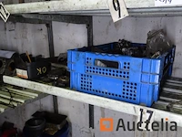 5 trays (carburateurs, remklauwen, diverse onderdelen) - afbeelding 1 van  12