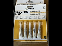 5 verpakkingen a 5 tubes secondelijm - afbeelding 2 van  2