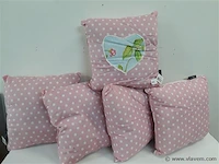 5 x kussen roze met dots 35x35 cm - afbeelding 1 van  2