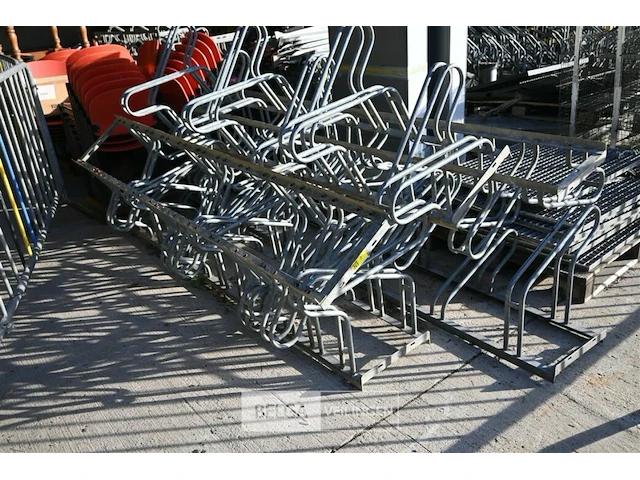 5 x metalen fietsrek - afbeelding 1 van  5