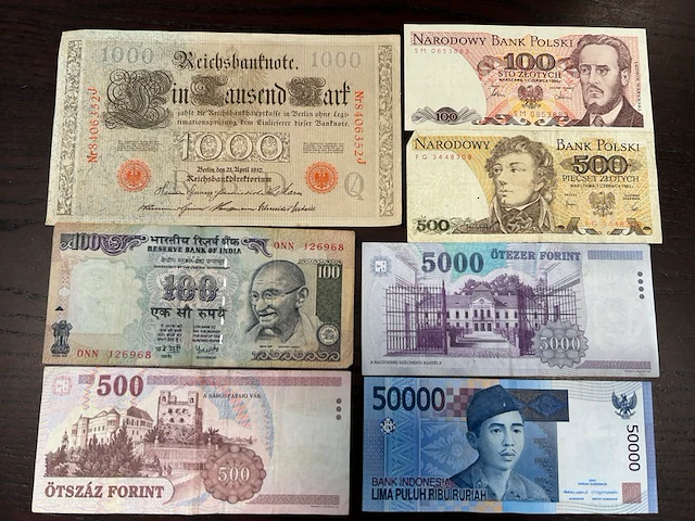 50 bankbiljetten diverse - afbeelding 1 van  3