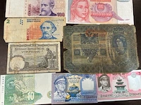50 bankbiljetten diverse - afbeelding 2 van  3