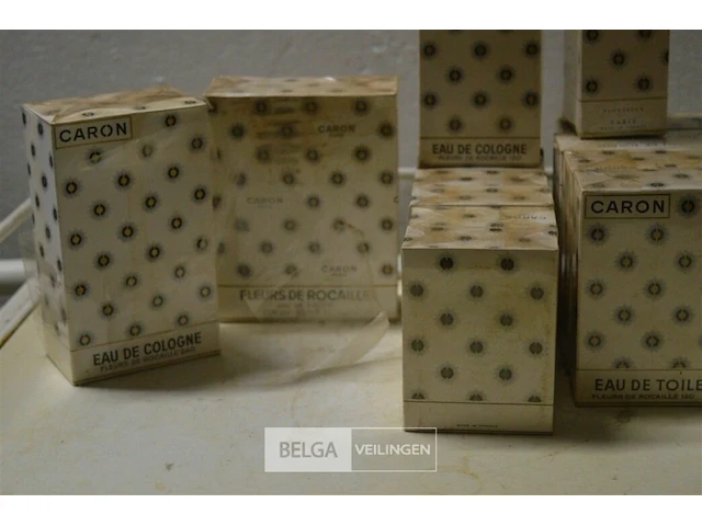 ±50 div soorten klassieke parfums - afbeelding 2 van  4