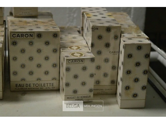 ±50 div soorten klassieke parfums - afbeelding 4 van  4