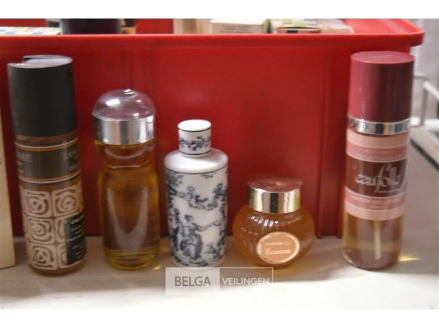 ±50 div soorten klassieke parfums - afbeelding 3 van  6