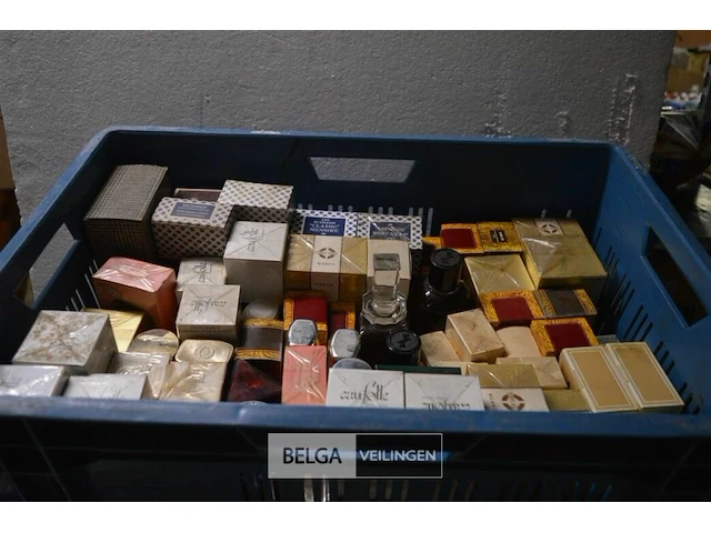 ±50 div soorten klassieke parfums - afbeelding 2 van  8