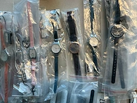 50 diverse horloges rodania en olivier strelli - afbeelding 8 van  12