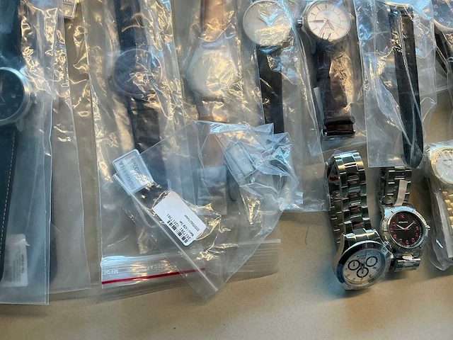 50 diverse horloges rodania - afbeelding 4 van  20