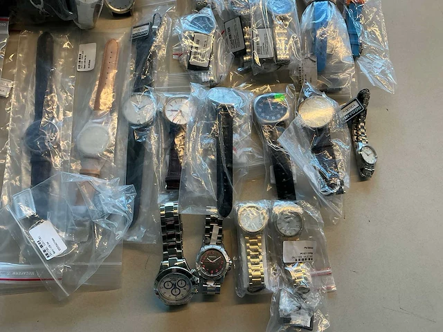 50 diverse horloges rodania - afbeelding 14 van  20
