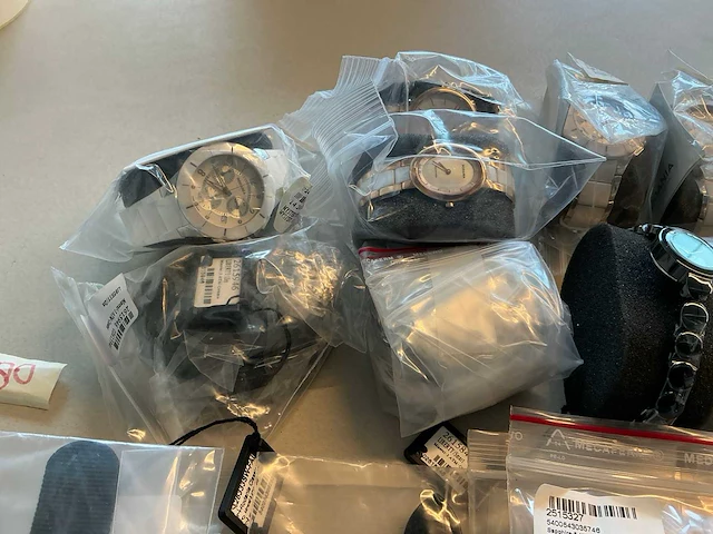50 diverse horloges rodania - afbeelding 17 van  20