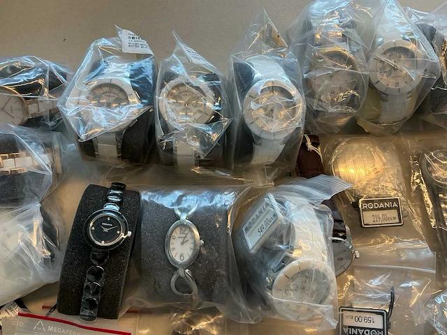 50 diverse horloges rodania - afbeelding 18 van  20