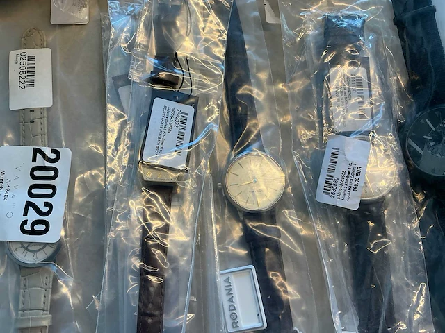 50 diverse horloges rodania - afbeelding 5 van  24