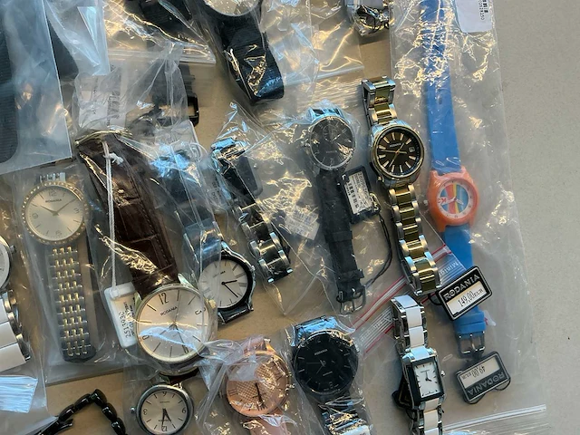 50 diverse horloges rodania - afbeelding 8 van  24