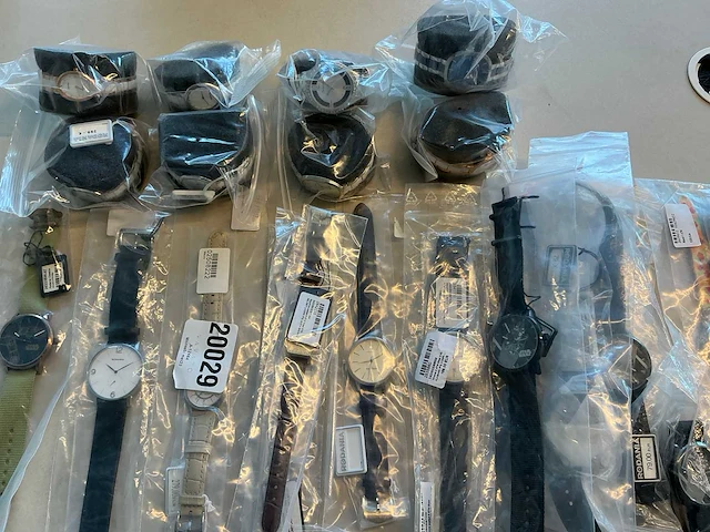 50 diverse horloges rodania - afbeelding 18 van  24